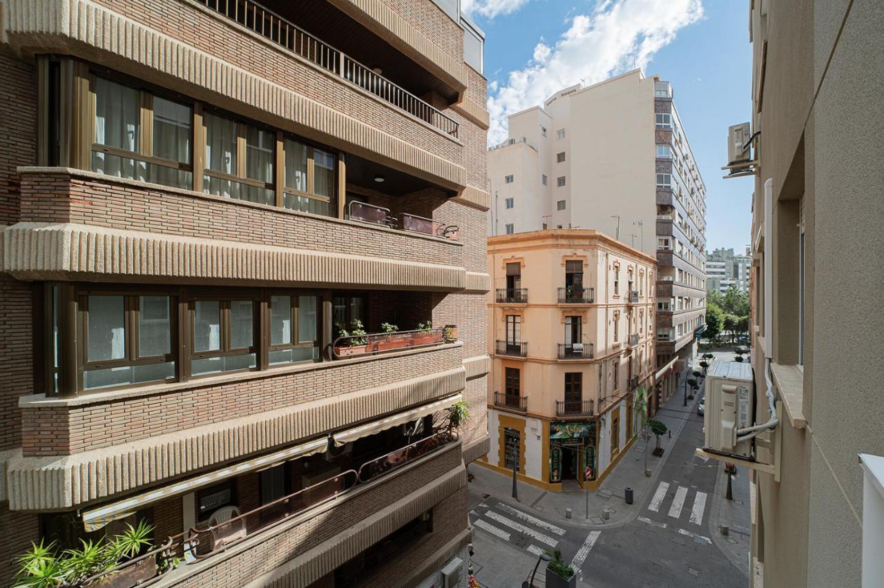 Expoholidays - General Tamayo Parking Gratis Almería Dış mekan fotoğraf