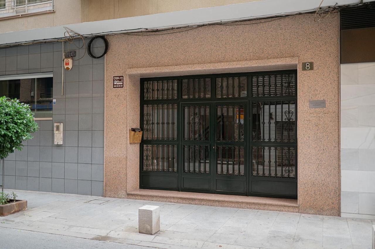 Expoholidays - General Tamayo Parking Gratis Almería Dış mekan fotoğraf